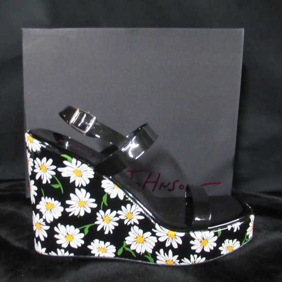 Betsey Johnson Black and White Floral Platform Sandals - Picture 6 of 13